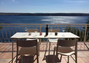 Seaview Apartments